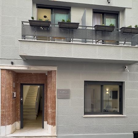 Phaedrus Living: The Nine Muses Clio Apartman Athén Kültér fotó